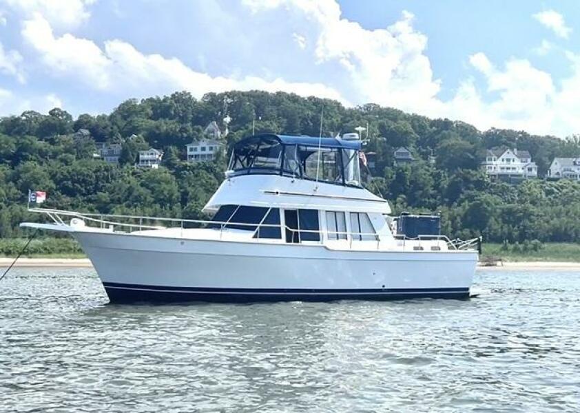 43' Mainship port profile