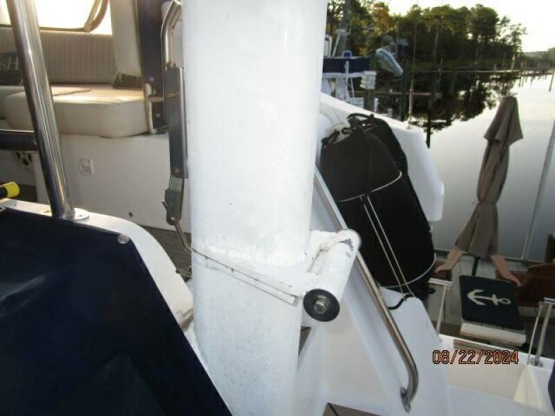 43' Mainship mast hinge