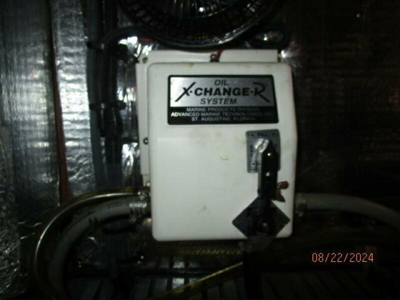 43' Mainship oil change system