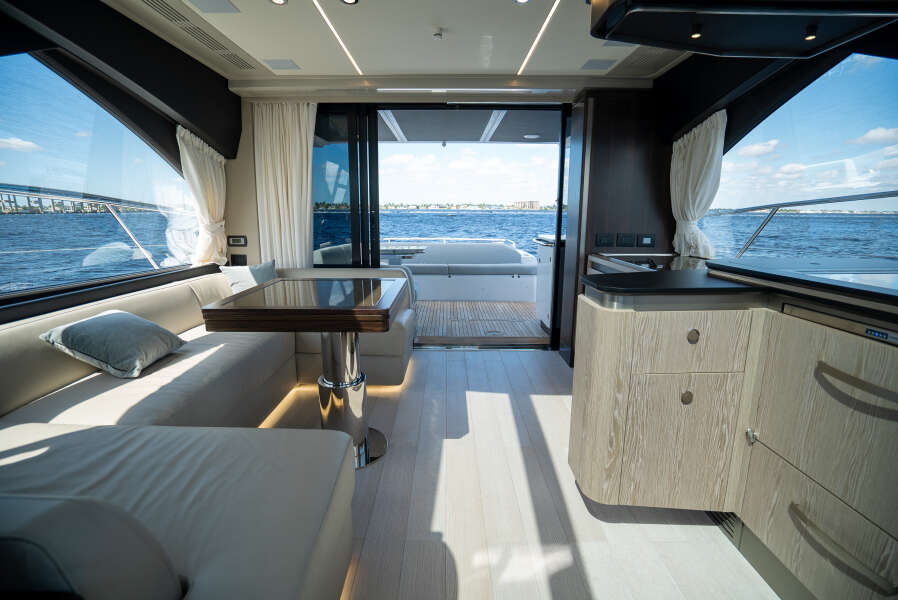 60ft Azimut Yacht For Sale