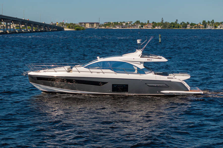 60ft Azimut Yacht For Sale