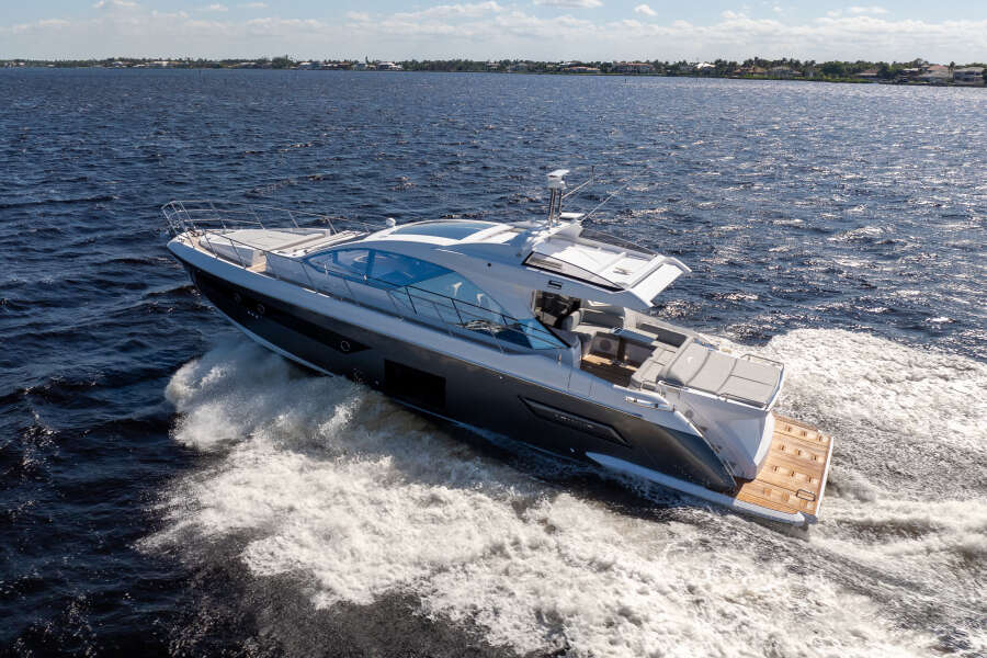 60ft Azimut Yacht For Sale