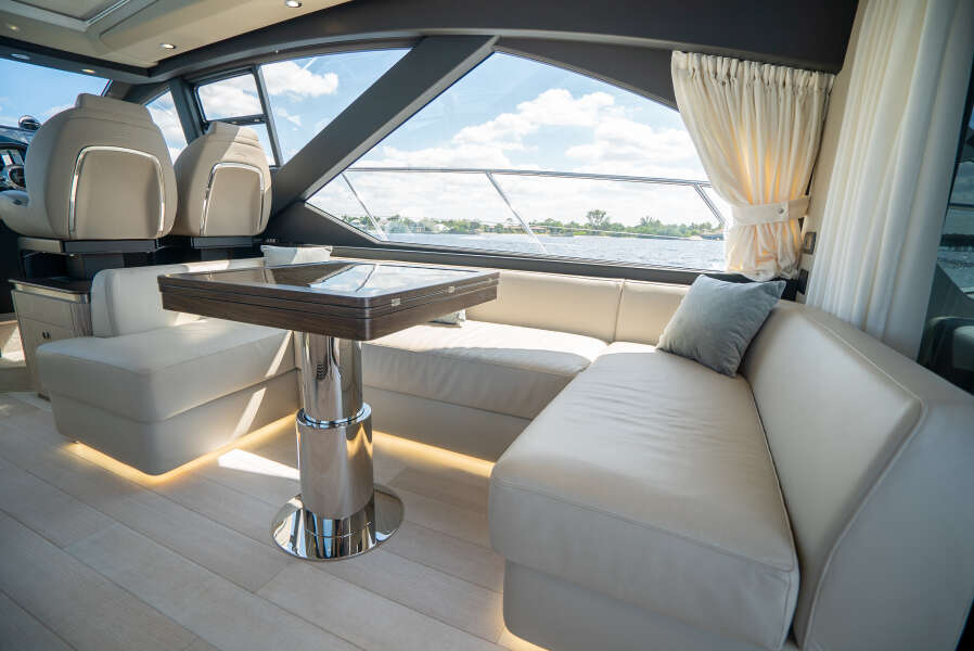 60ft Azimut Yacht For Sale