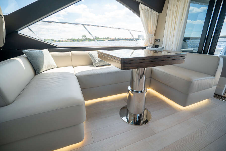 60ft Azimut Yacht For Sale