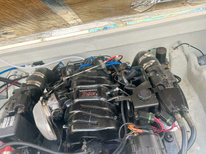 Wew Hoo 28ft Pursuit Yacht For Sale