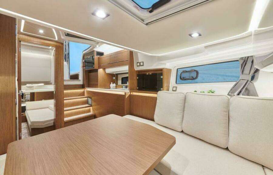 34ft Jeanneau Yacht For Sale