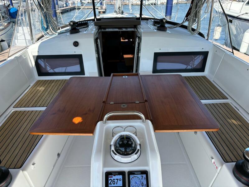 2019 Jeanneau Sun Odyssey 440