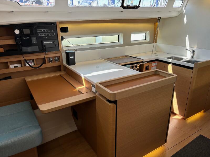 2019 Jeanneau Sun Odyssey 440