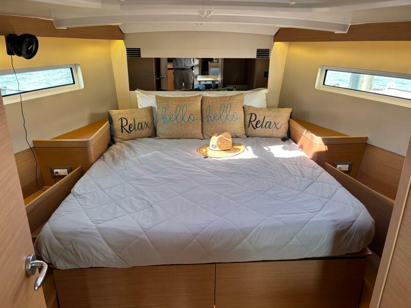 2019 Jeanneau Sun Odyssey 440