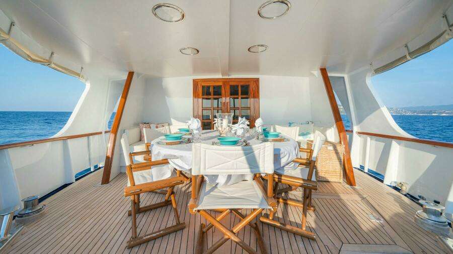 AMMIRAGLIO 91ft Na Vi Yacht For Sale