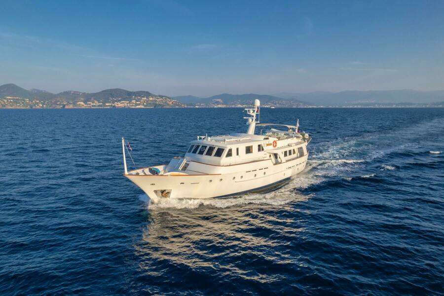 AMMIRAGLIO 91ft Na Vi Yacht For Sale
