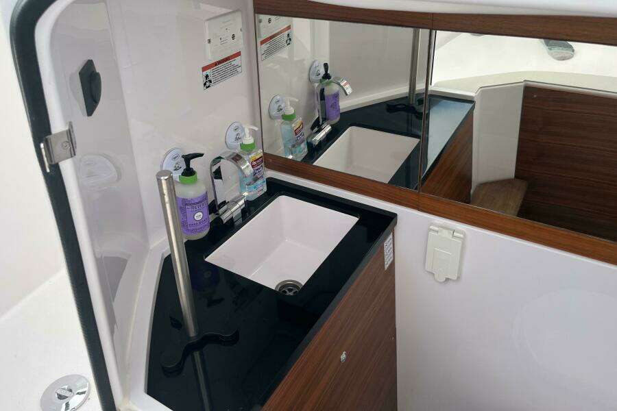 Sea Gondola 28ft Axopar Yacht For Sale