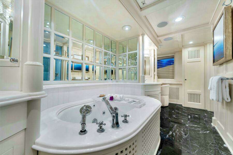 STAR DIAMOND 154ft Admiral Yacht For Sale