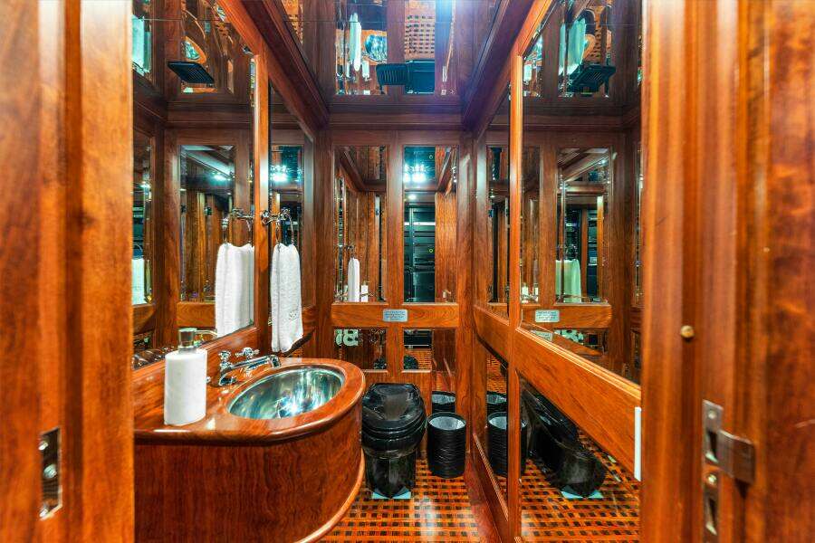 STAR DIAMOND 154ft Admiral Yacht For Sale