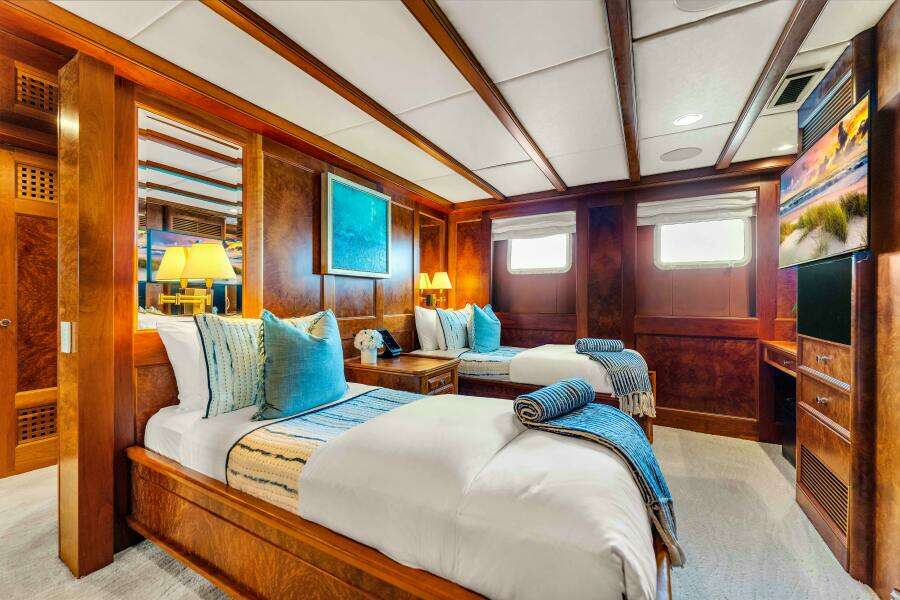 STAR DIAMOND 154ft Admiral Yacht For Sale
