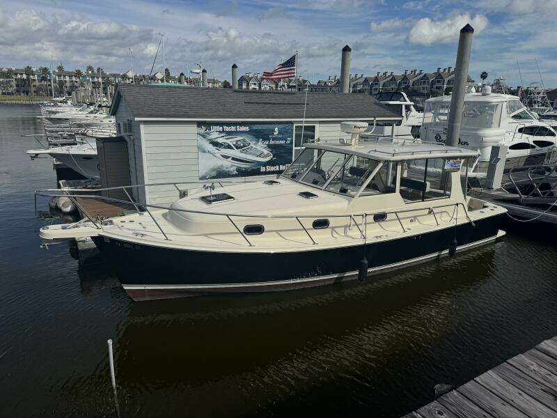 Rohelga 34ft Mainship Yacht For Sale