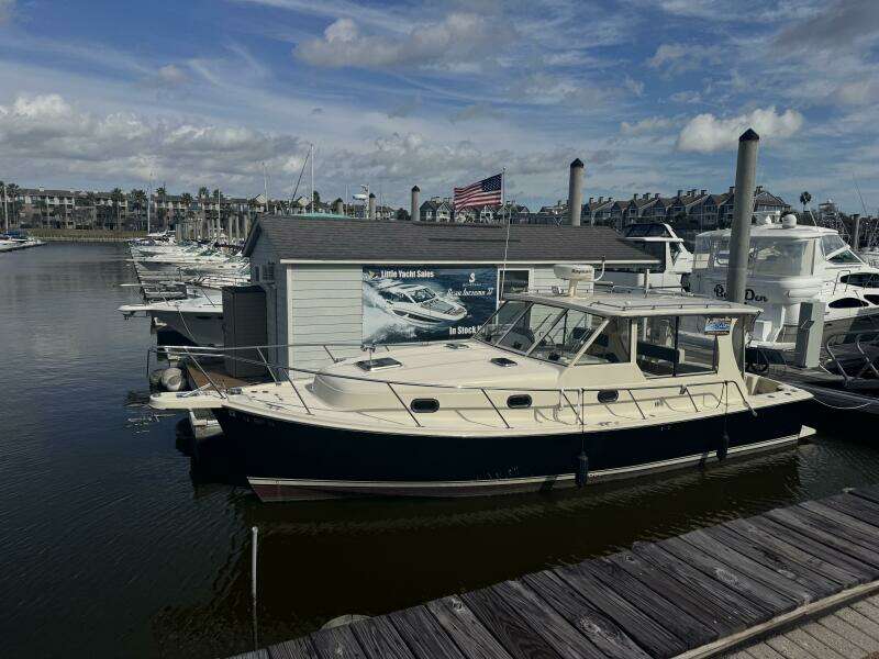 Rohelga 34ft Mainship Yacht For Sale