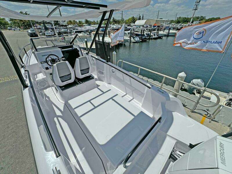 25ft Axopar Yacht For Sale
