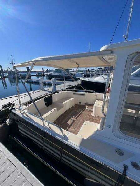 Barbican V 36ft MJM Yacht For Sale