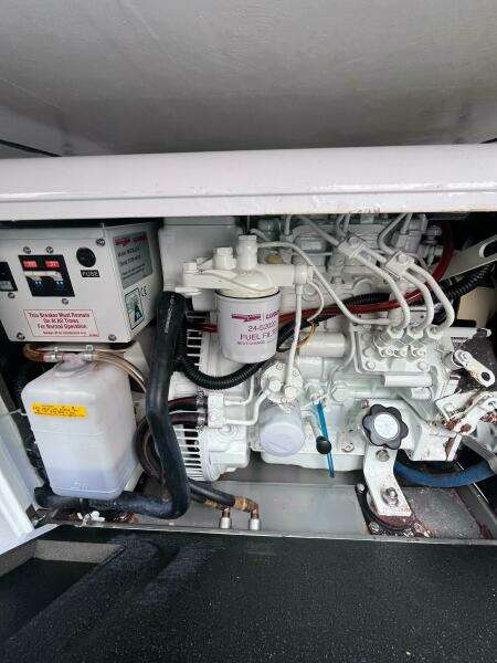 Barbican V 36ft MJM Yacht For Sale