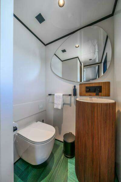 ACALI 91ft Wider Yachts Yacht For Sale