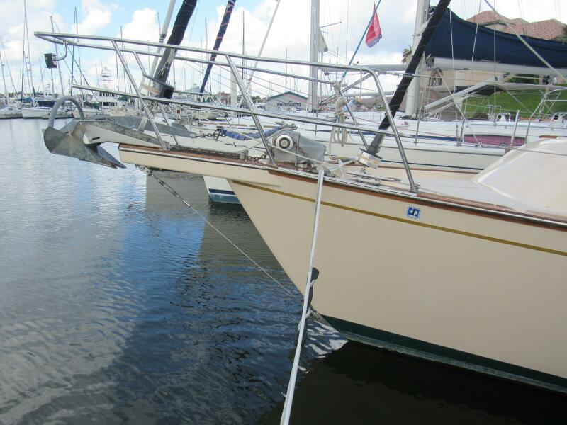 1995 Island Packet