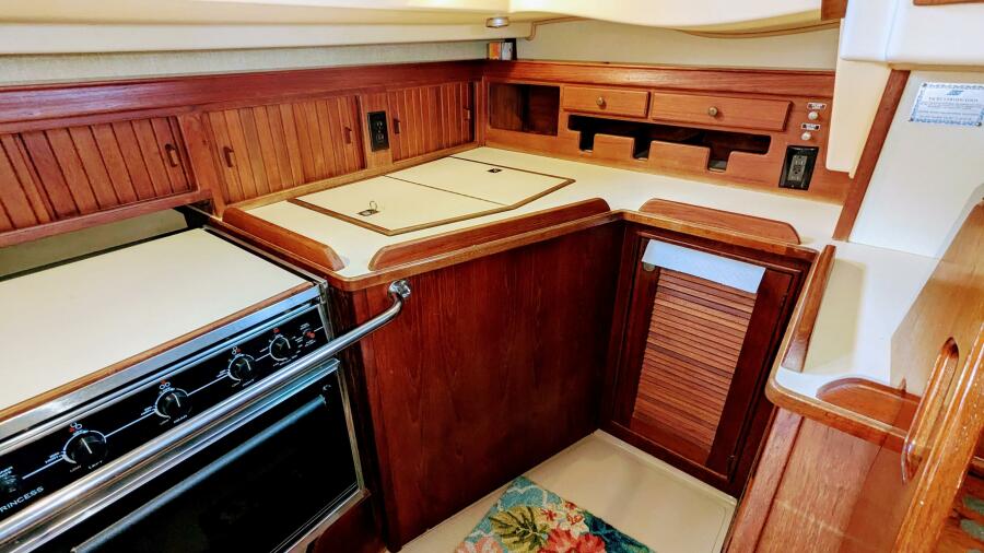 1995 Island Packet