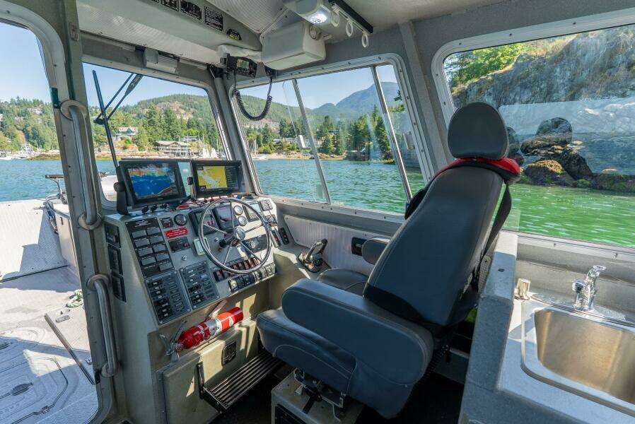 Hatch 36ft Munson Yacht For Sale
