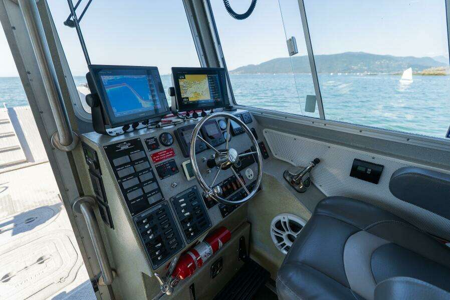 Hatch 36ft Munson Yacht For Sale