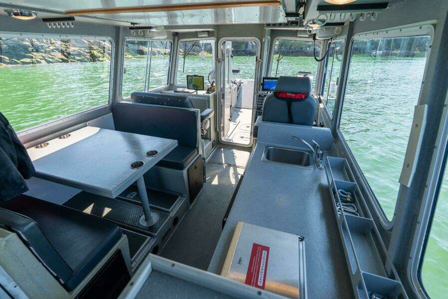 Hatch 36ft Munson Yacht For Sale