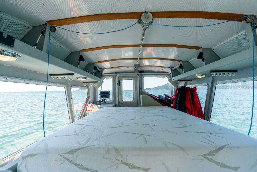 Hatch 36ft Munson Yacht For Sale
