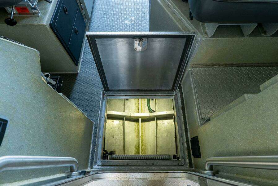Hatch 36ft Munson Yacht For Sale