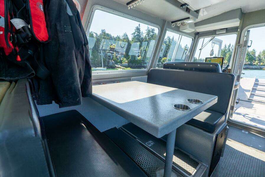 Hatch 36ft Munson Yacht For Sale