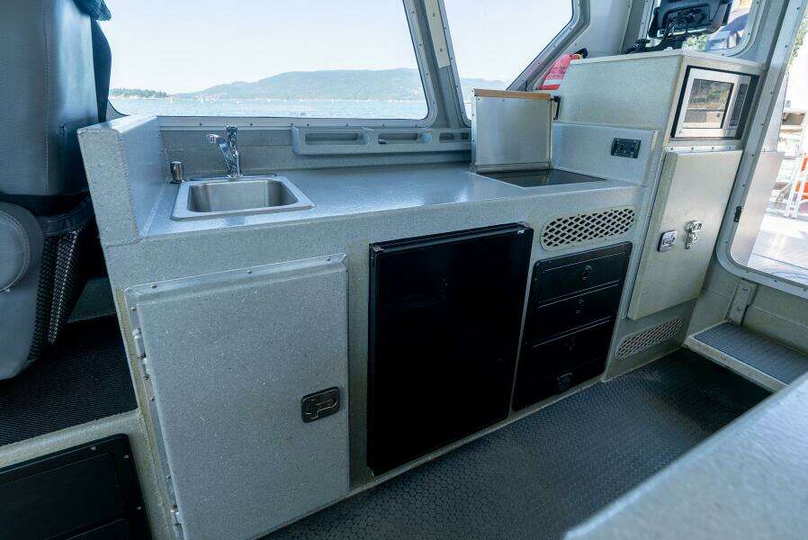 Hatch 36ft Munson Yacht For Sale