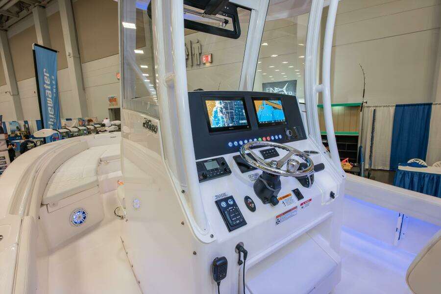 2025 Regulator 26XO 07