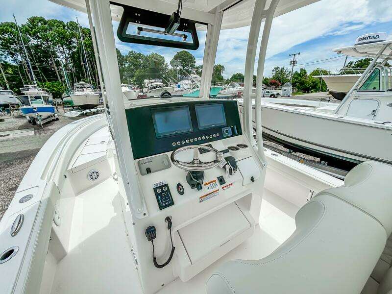 In Stock 26ft Regulator Yacht For Sale