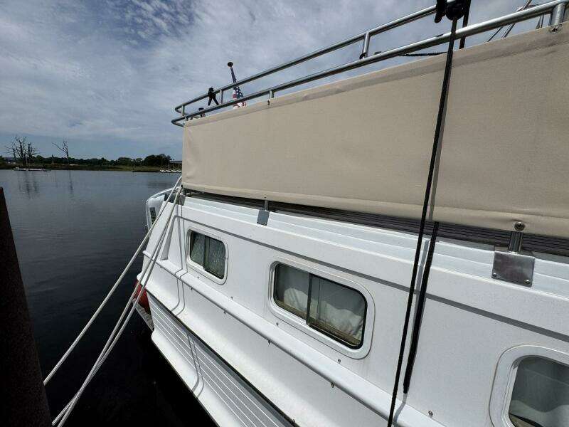 Carolina Breeze 42ft Grand Banks Yacht For Sale