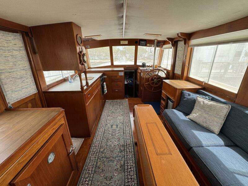 Carolina Breeze 42ft Grand Banks Yacht For Sale