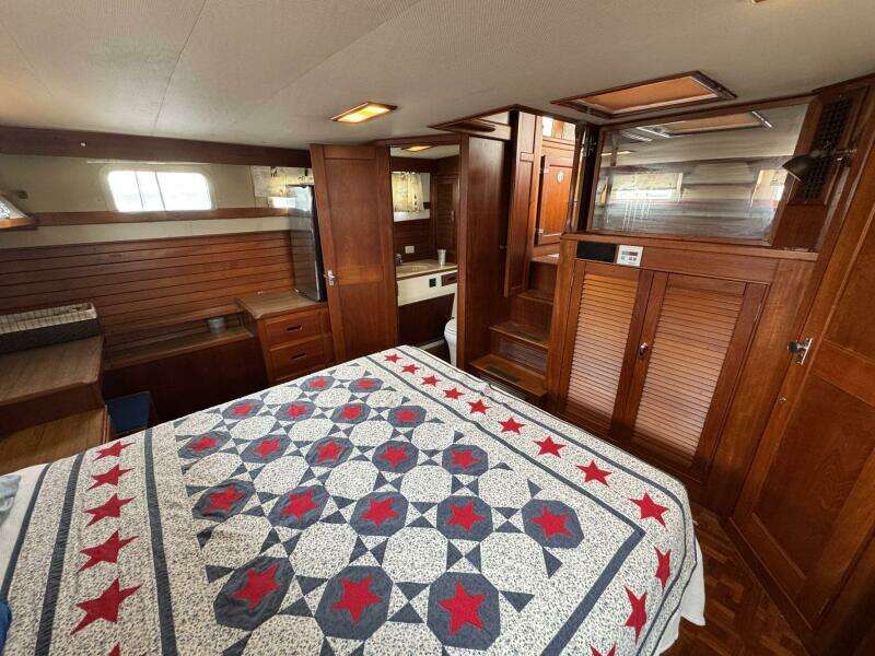 Carolina Breeze 42ft Grand Banks Yacht For Sale