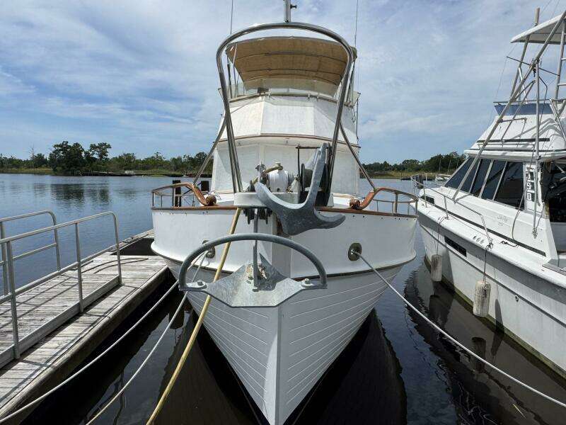 Carolina Breeze 42ft Grand Banks Yacht For Sale
