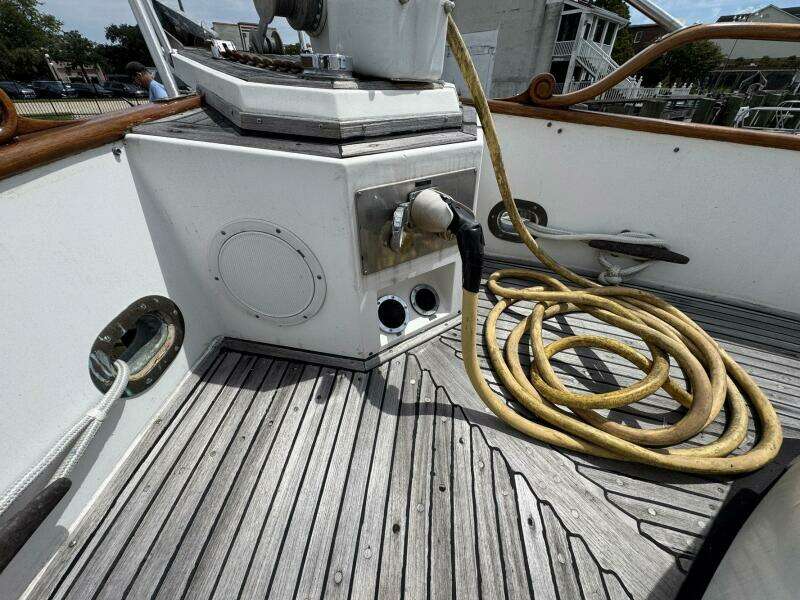 Carolina Breeze 42ft Grand Banks Yacht For Sale