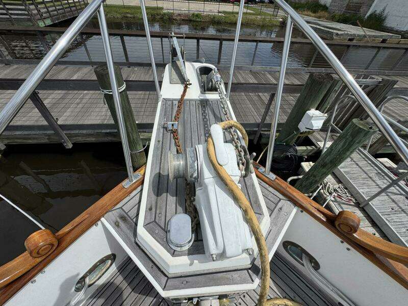 Carolina Breeze 42ft Grand Banks Yacht For Sale
