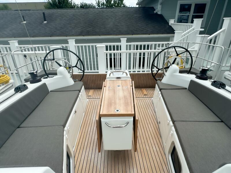 41' 2024 Jeanneau Sun Odyssey 410 #345