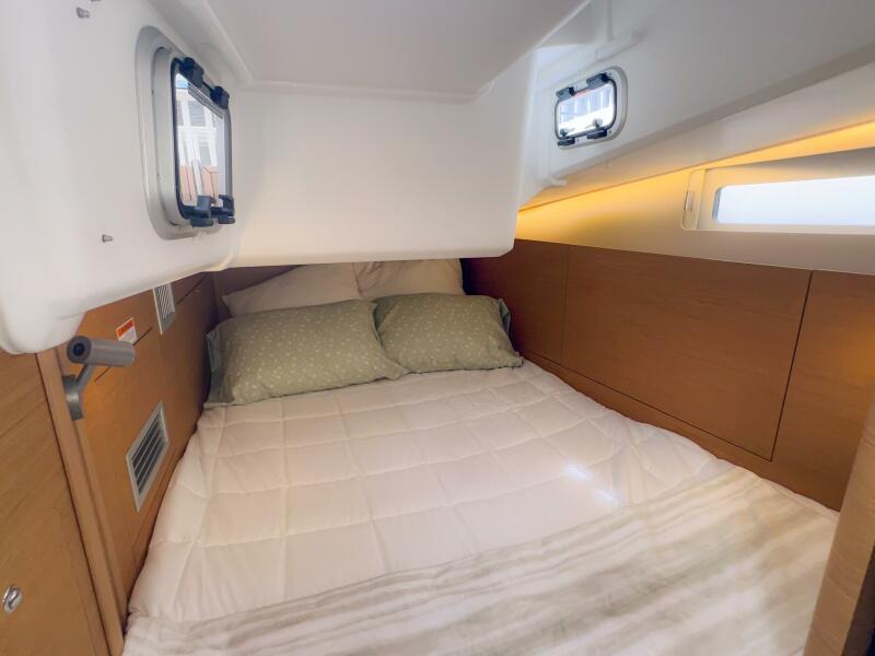 41' 2024 Jeanneau Sun Odyssey 410 #345