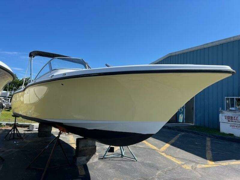 Ocean Suite  24ft Key West Yacht For Sale