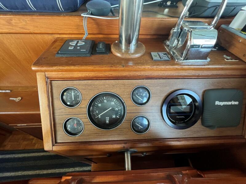 1986 Grand Banks