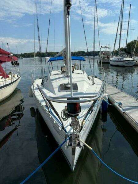 BIMINI 32ft Beneteau Yacht For Sale