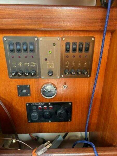 BIMINI 32ft Beneteau Yacht For Sale