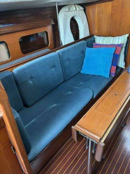 BIMINI 32ft Beneteau Yacht For Sale