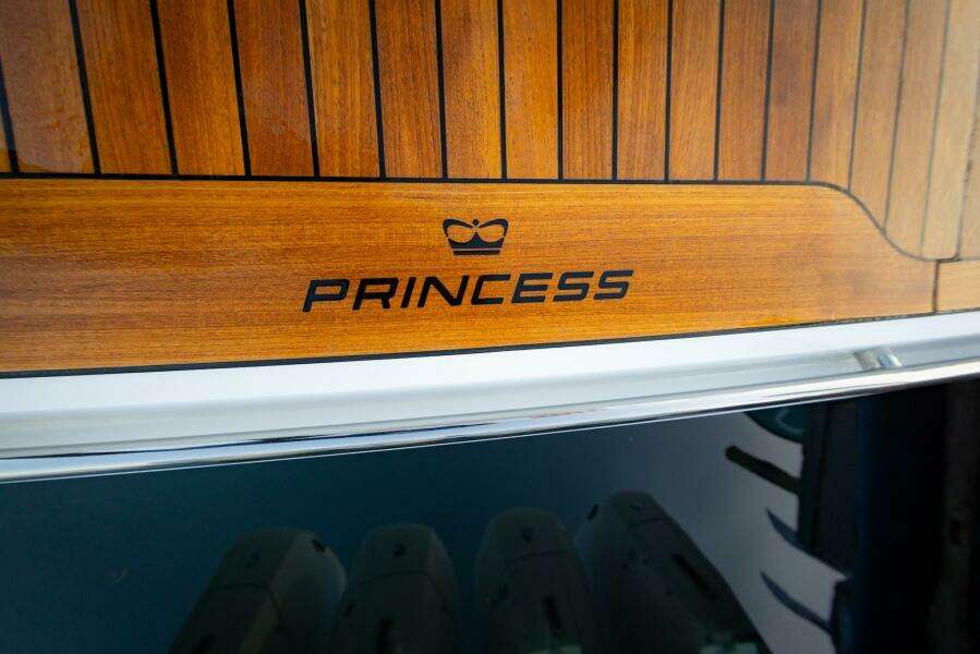 Princess V55 55ft Princess Yacht For Sale